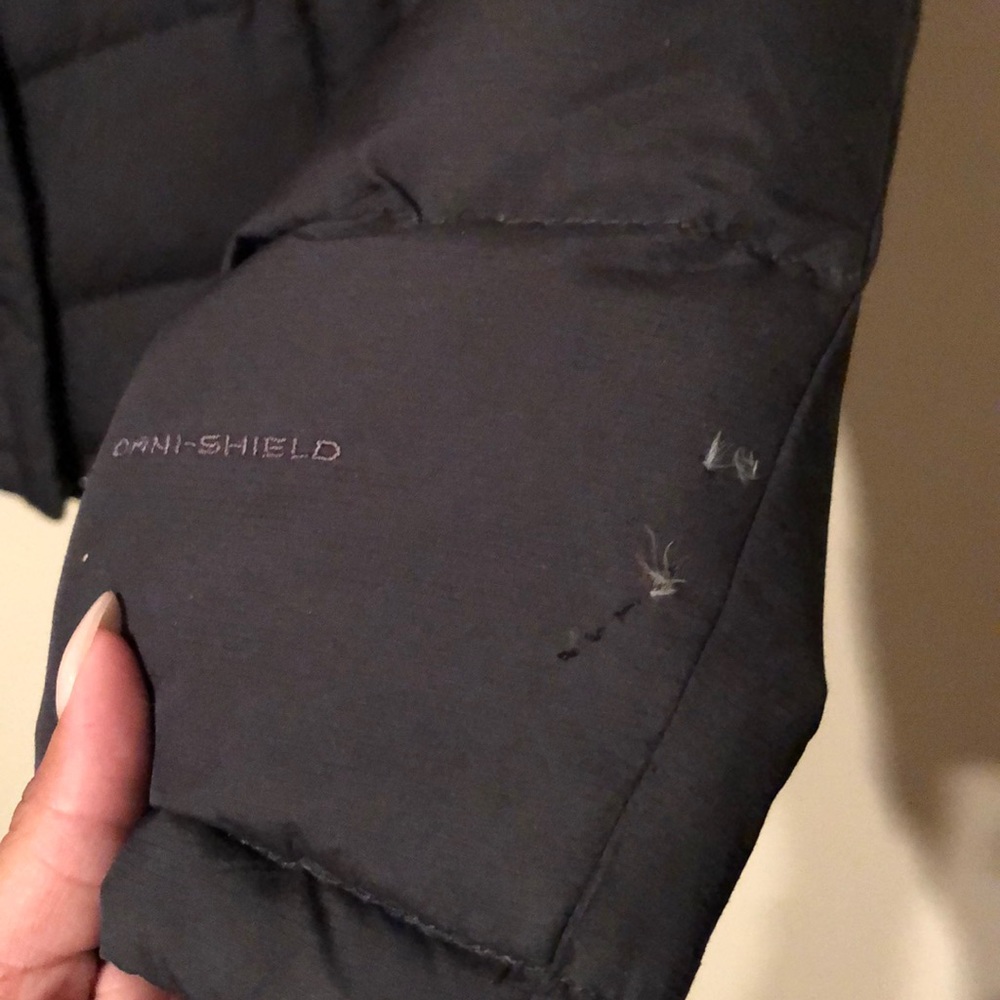 Columbia Sportswear women’s puffer jacket - Picture 3 of 3